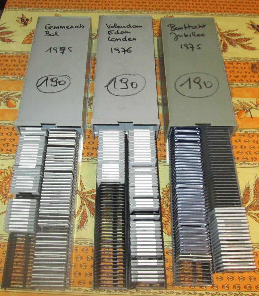 190 Oude Dia's van uitstappen en vakanties in 1975/76, Verzamelen, Foto's en Prenten, 1960 tot 1980, Foto, Zo goed als nieuw, Buitenland