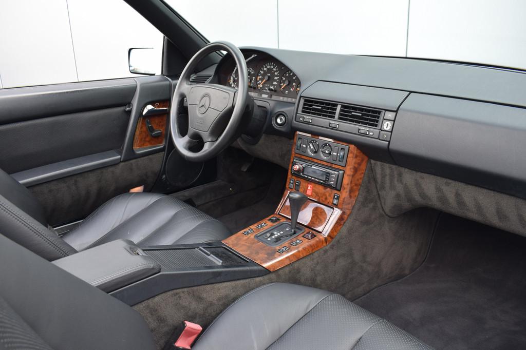 Mercedes-Benz SL-Klasse 300 SL AUTOMAAT 96dkm! (bj 1992), Automaat, Achterwielaandrijving, Zwart, 190 pk