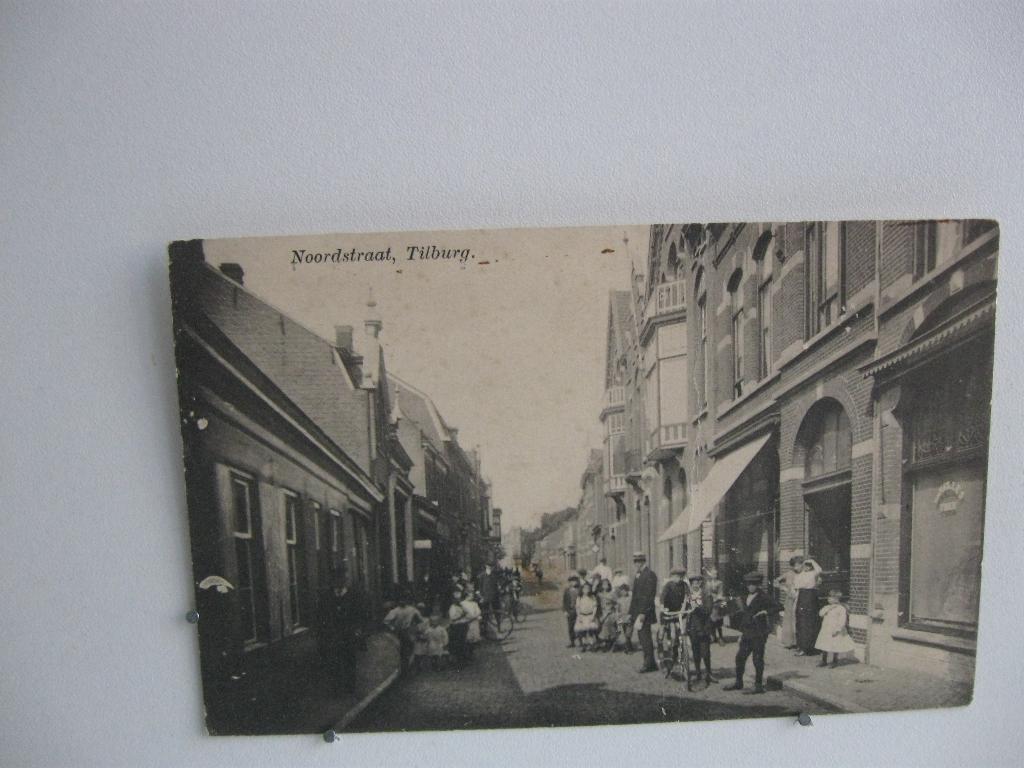 9869 Tilburg, Noordstraat met veel volk, Verzenden, Voor 1920, Noord-Brabant