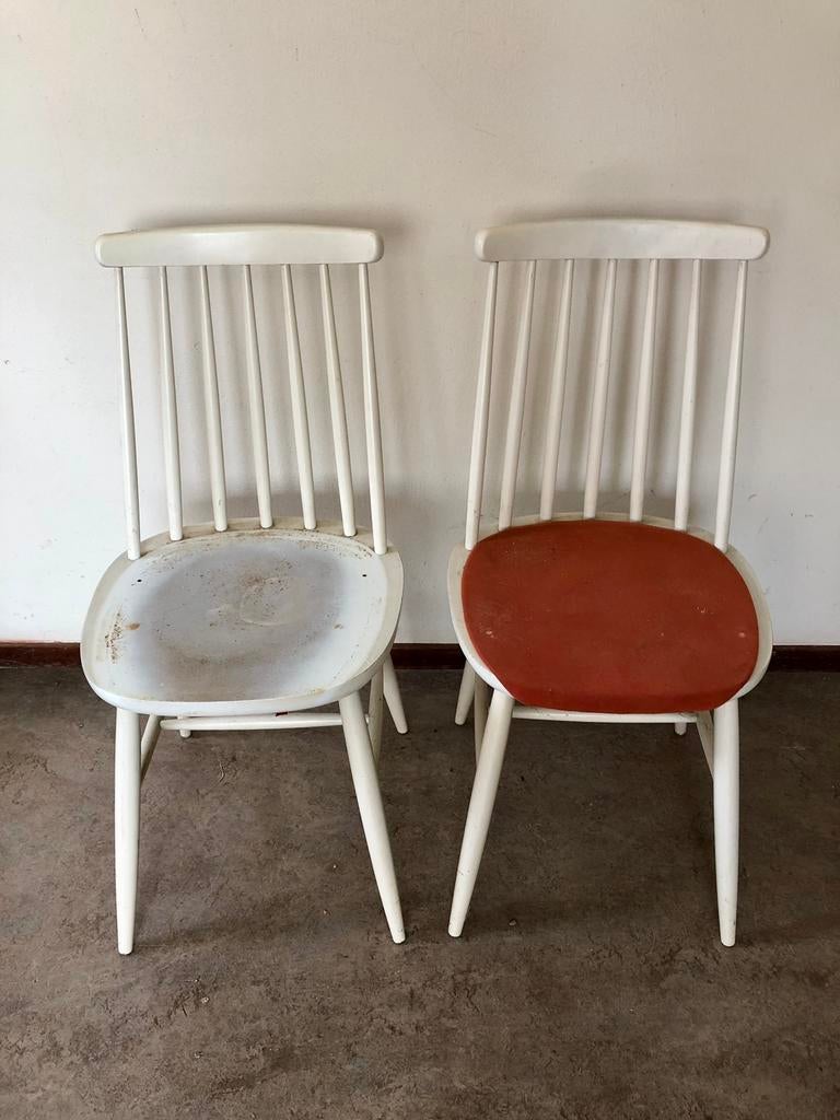 2 Vintage Scandinavische spijlstoelen, Huis en Inrichting, Stoelen, Ophalen, Gebruikt, Twee, Wit