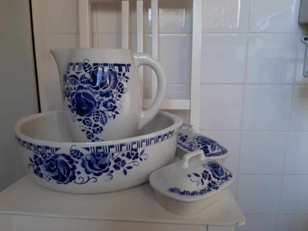 wasstel in blauw wit vintage, Ophalen