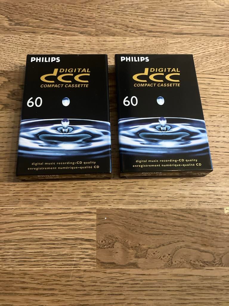 2x Philips Digital Compact Cassette 60 sealed, Cd's en Dvd's, Cassettebandjes, 2 t/m 25 bandjes, Overige genres, Ophalen of Verzenden