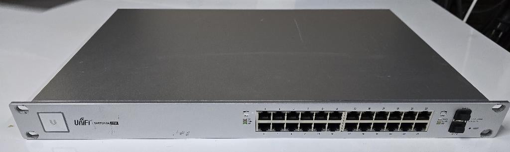 Ubiquiti UniFi US-24-250W - 24 poorten PoE+ switch, Ophalen, Gebruikt