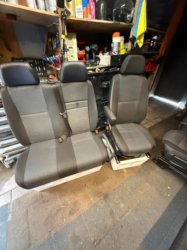 Setje sprinter 906 stoelen bestuurder en bijrijdersbank craf, Auto-onderdelen, Interieur en Bekleding, Ophalen, Gebruikt, Mercedes-Benz