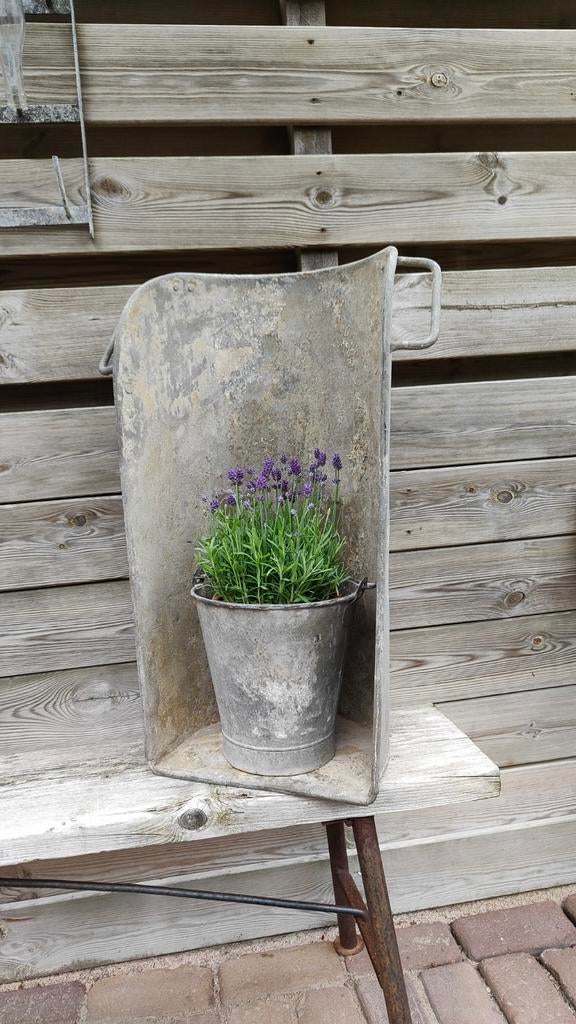 Grote zinken graan schep / tuindecoratie, Ophalen of Verzenden, Hout, Minder dan 30 cm