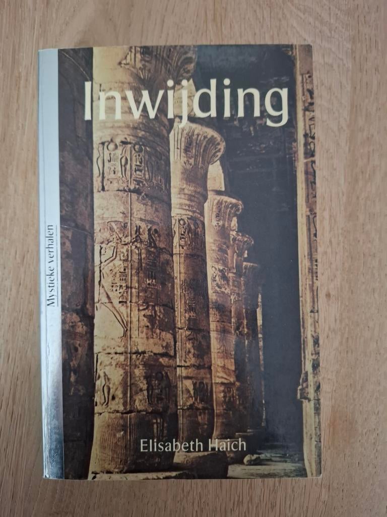 Inwijding - Elisabeth Haich, Ophalen of Verzenden