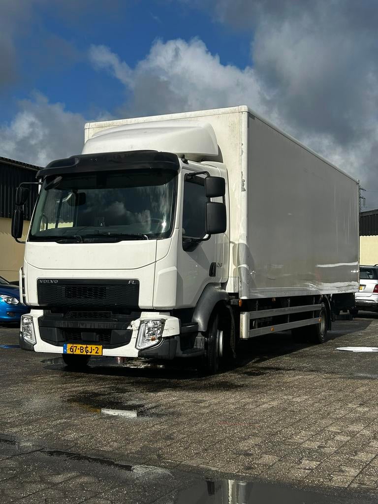Te huur €575/week! 12t / 16t vrachtwagens bakwagens, Automaat, Euro 6, Diesel, Particulier