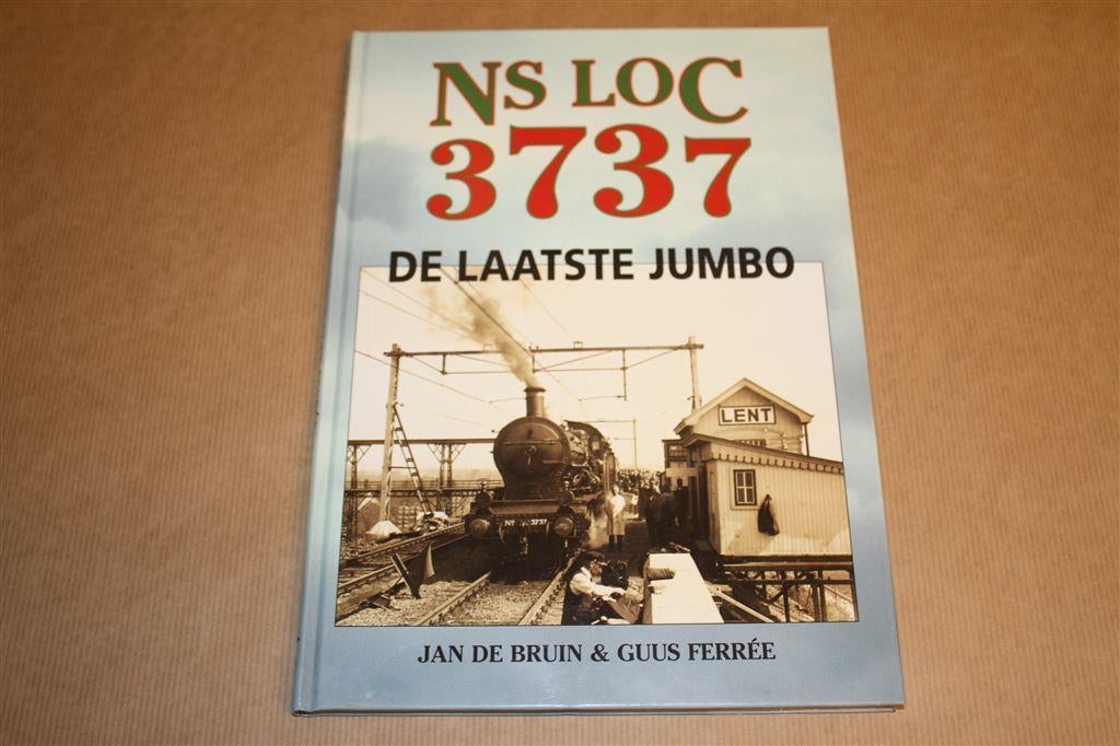 Boek - NS Loc 3737 - De laatste jumbo, Verzamelen, Ophalen of Verzenden, Zo goed als nieuw, Tram, Overige typen