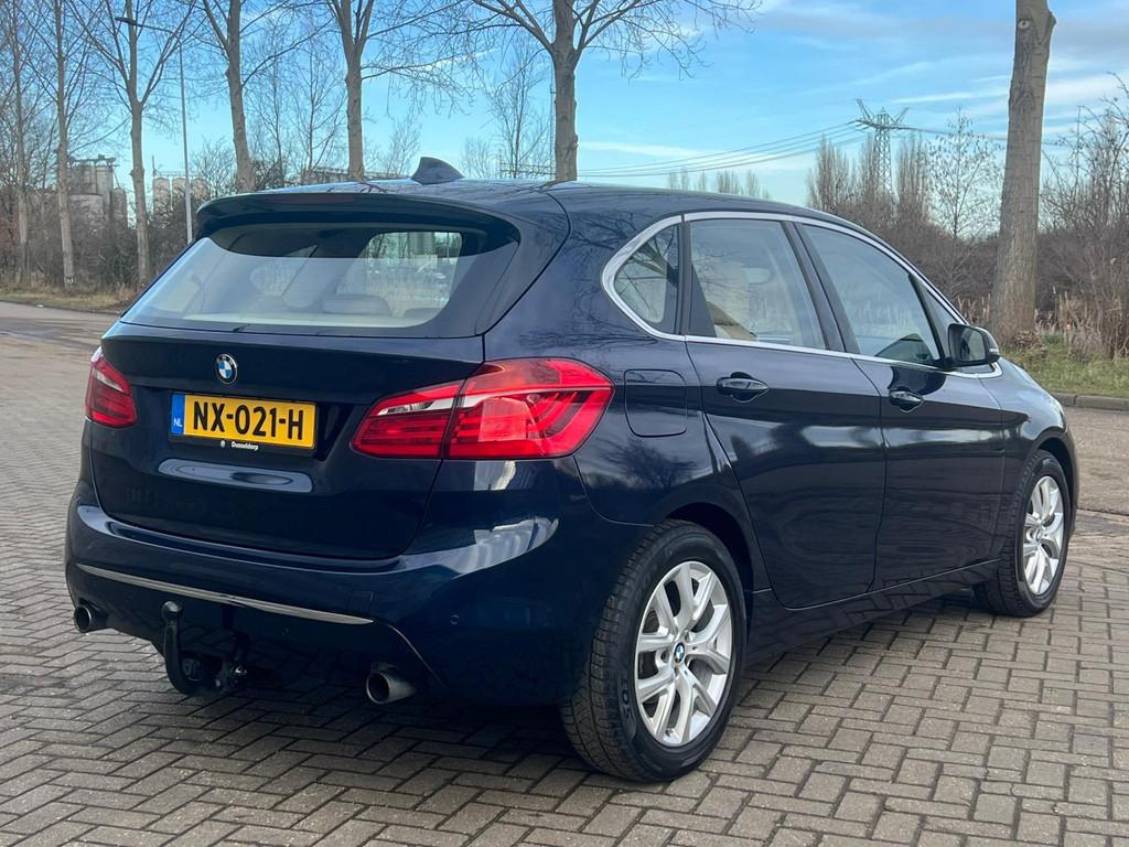 BMW 2-serie Active Tourer 220i High Executive, Auto's, BMW, 1998 cc, 730 kg, Gebruikt, Euro 6