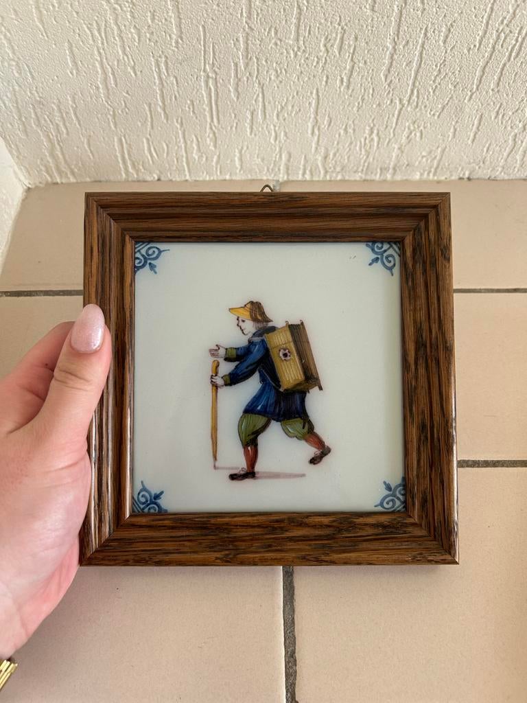 Antieke Tegel van Tichelaar Makkum - Handbeschilderd, Ophalen of Verzenden