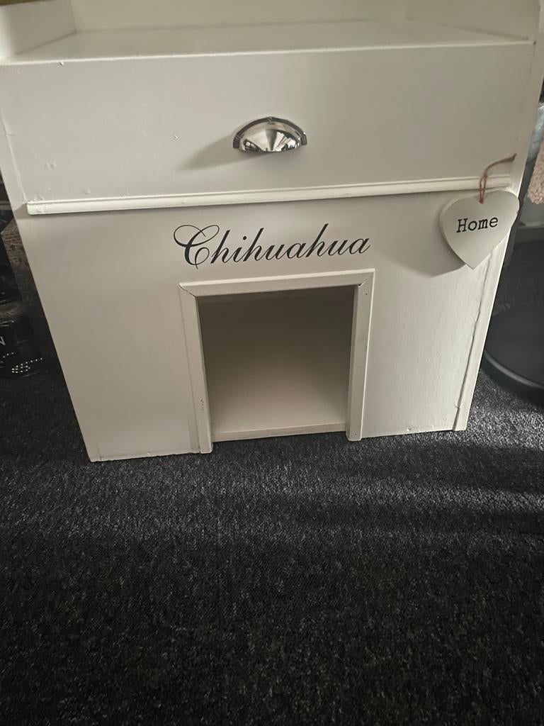 Honden huis voor de kleinere hondjes, Ophalen of Verzenden, Zo goed als nieuw