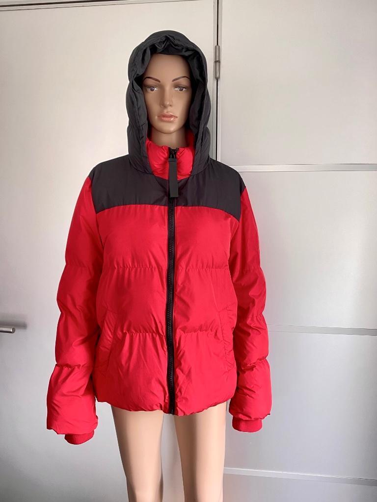 i626 Warme winterjas maat 42/44= L jas winter jack rood, Twintip, Maat 42/44 (L), Ophalen of Verzenden, Zo goed als nieuw