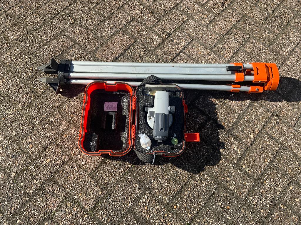 Sokkia waterpasapparaat, Doe-het-zelf en Verbouw, Ophalen, Gebruikt, Overige meters