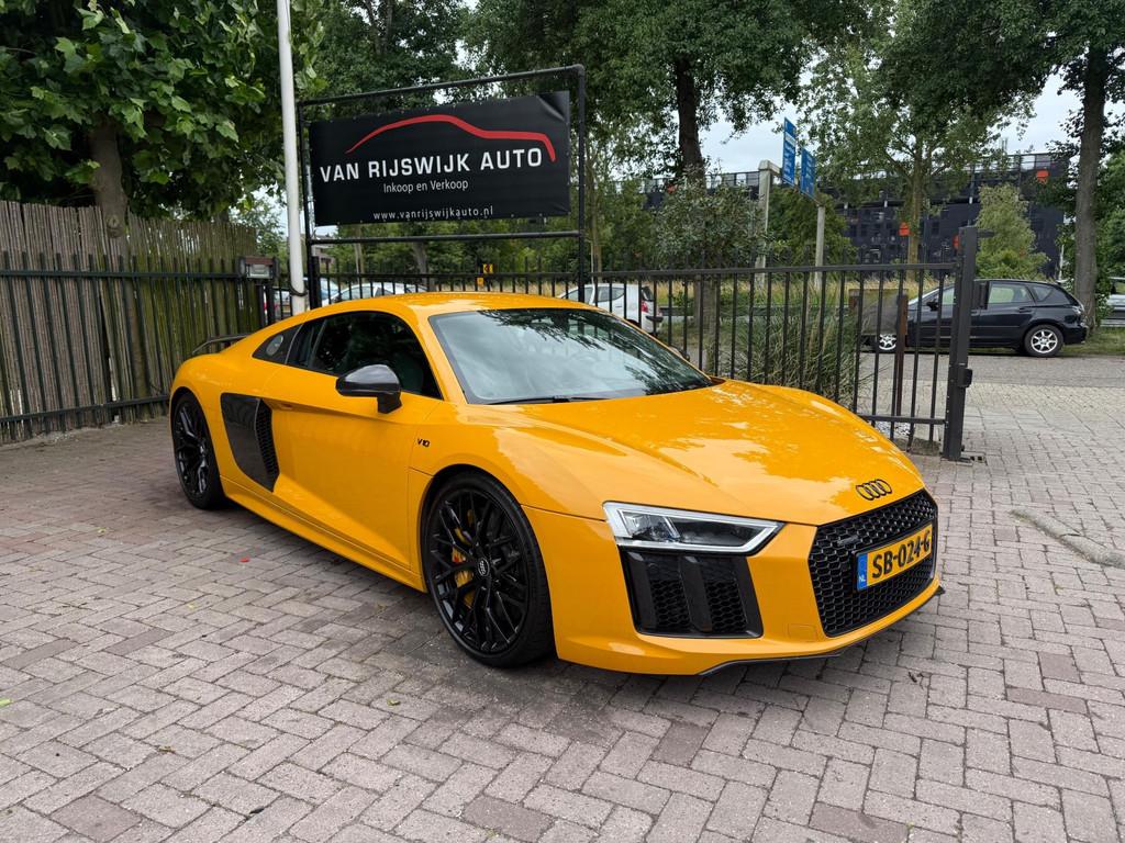 Audi R8 5.2 FSI Quattro Plus Xenon V10 Ceramisch 610PK Deale, Automaat, Gebruikt, Euro 6, Leder