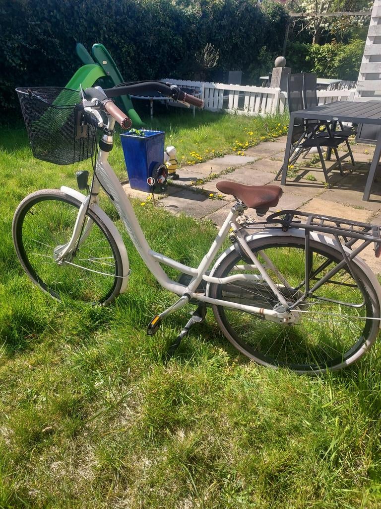 Mamafiets Instinct met lage instap en mandje, Fietsen en Brommers, Ophalen of Verzenden, Gebruikt, Overige merken