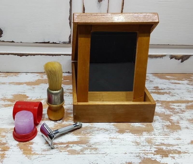 Scheerdoos, scheerkistje met toebehoren, Antiek en Kunst, Antiek | Overige Antiek, Ophalen of Verzenden