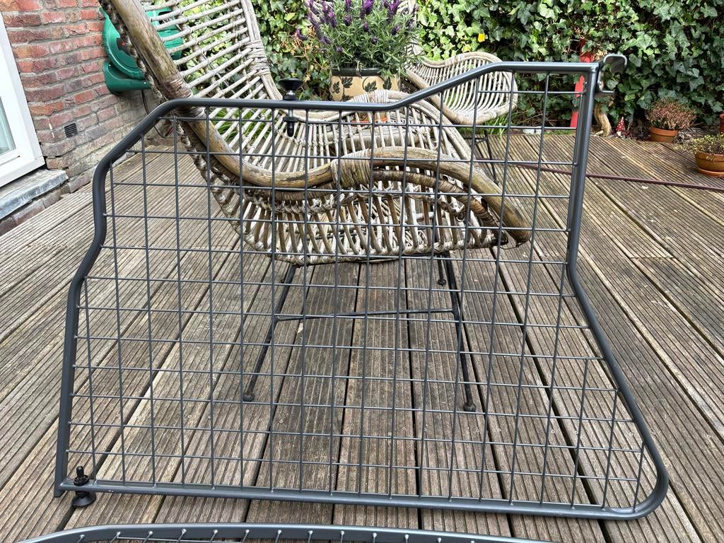 Travall Hondenrek Volkswagen Passat Stationwagon B8, Ophalen, Gebruikt