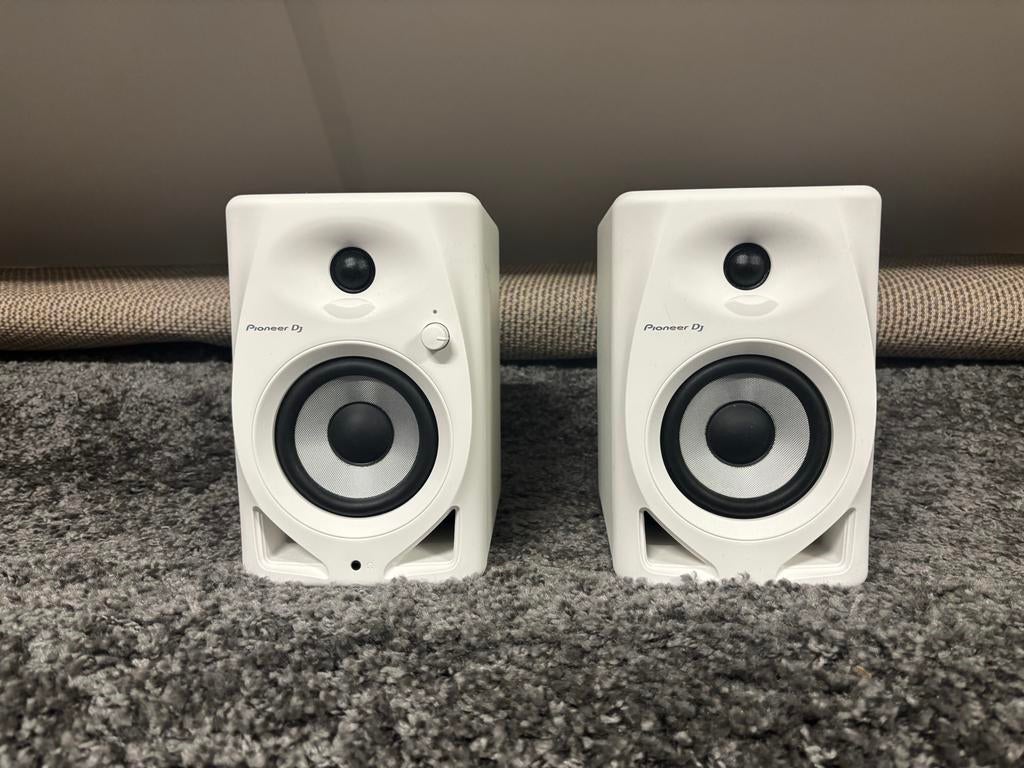 Pioneer DJ speakers DM-40D-W, Audio, Tv en Foto, Luidsprekers, Gebruikt, Minder dan 60 watt, Front, Rear of Stereo speakers, Ophalen
