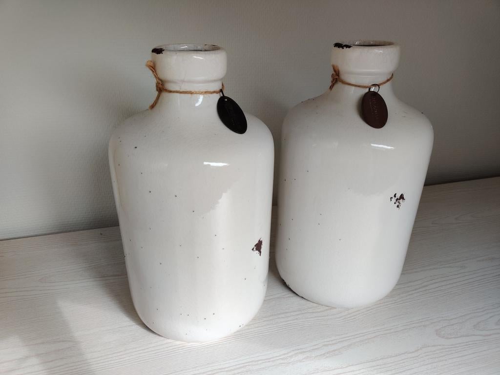 2 vazen Riverdale, Ophalen, Wit, Aardewerk of Porselein, Zo goed als nieuw