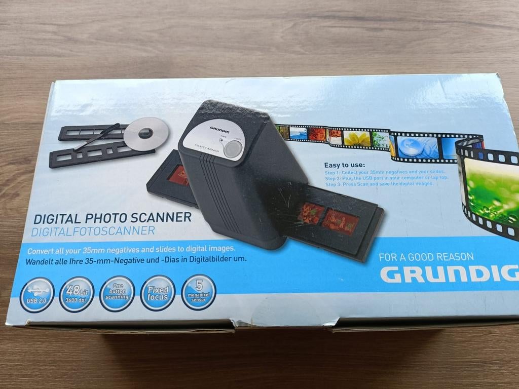 Grundig Digitale Fotoscanner / Nieuw!, Computers en Software, Scanners, Ophalen of Verzenden, Nieuw, Fotoscanner, Grundig