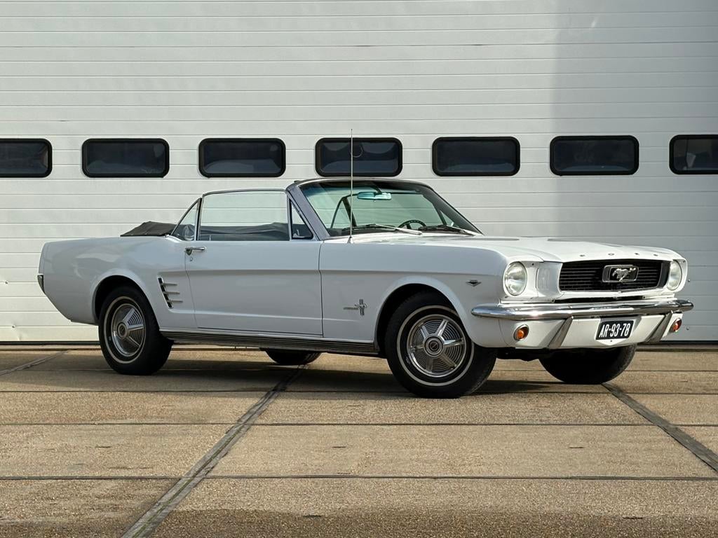 Ford Mustang | 1966 | Convertible | 289 V8 |, Auto's, Achterwielaandrijving, Cabriolet, Wit, Leder