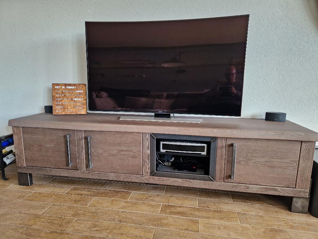 Modern en rustieke dressoirs, Grenenhout, Met deur(en), Zo goed als nieuw, 200 cm of meer