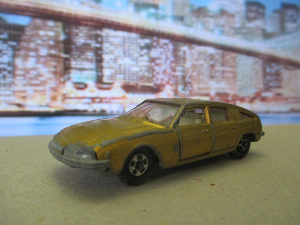 1:64 BMC 1800 Pininfarina - Matchbox No 54 goud 1969-1970 #2, Ophalen of Verzenden, Gebruikt, Auto