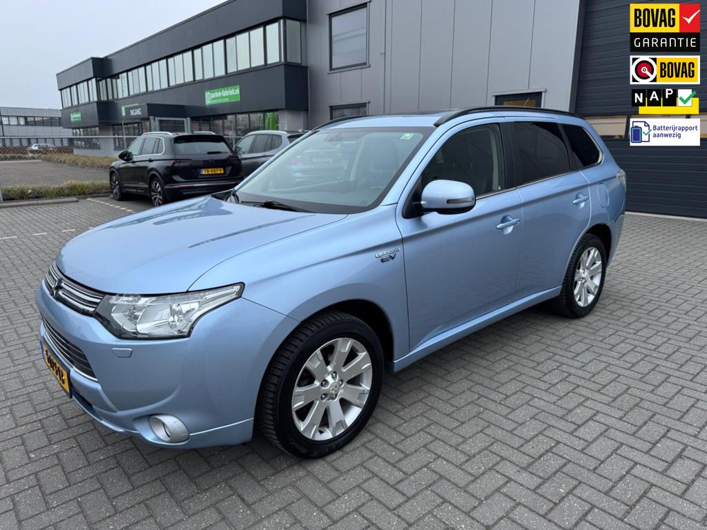 Mitsubishi Outlander 2.0 PHEV instyle, 4 cilinders, Blauw, Vierwielaandrijving, Hybride Elektrisch/Benzine