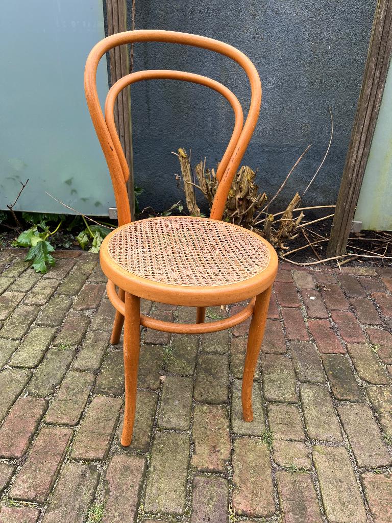Thonet Hoffmann stoel Bauhaus Pitriet Rotan, Huis en Inrichting, Stoelen, Ophalen, Gebruikt, Bruin, Bauhaus Vintage Café stoel Oostenrijk Wenen
