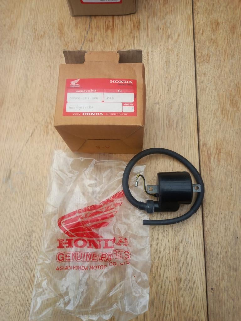 Honda MTX 125/200 NOS Originele Bobine Hagelnieuw, Ophalen of Verzenden, Nieuw