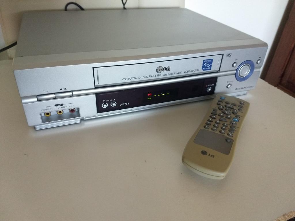 Goede Lg Stereo Vhs Videorecorder LV-2783, Audio, Tv en Foto, Videospelers, Ophalen