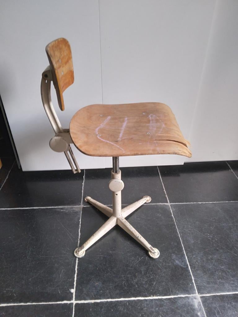 Ahrend de cirkel bureaustoel, Huis en Inrichting, Ophalen of Verzenden, Zwart