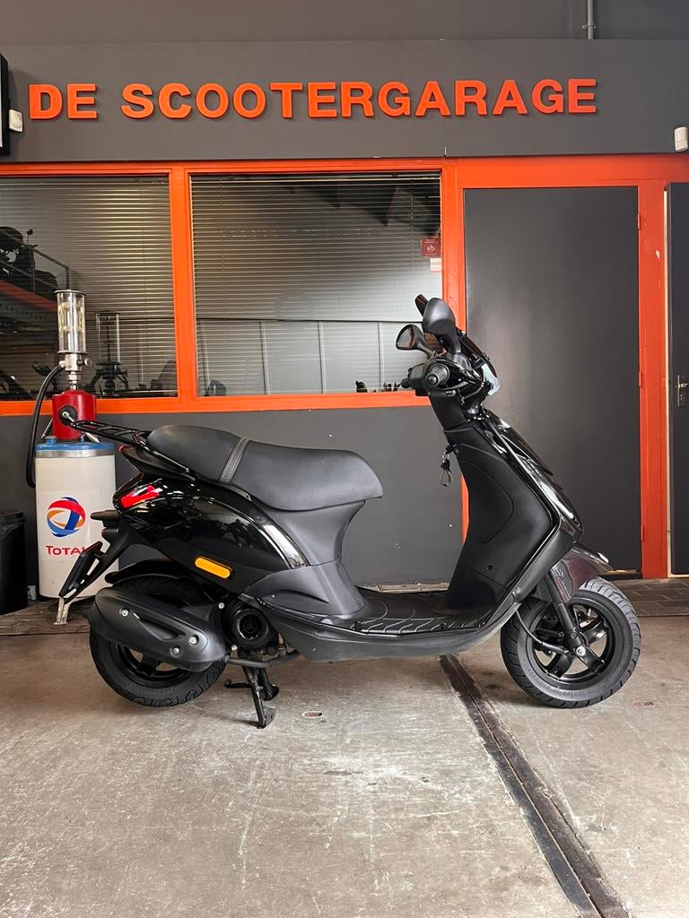 Piaggio Zip Brom 45km E4 SP 2019 Full black on black, Gebruikt, Piaggio, Piaggio, Maximaal 45 km/u