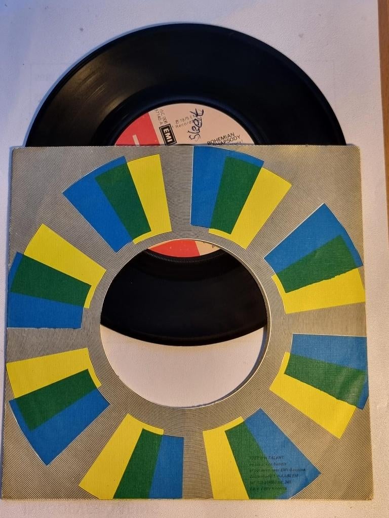 single Queen BOHEMIAN RHAPSODY grote super hit uit 1975, 7 inch, Single, Ophalen of Verzenden, Zo goed als nieuw