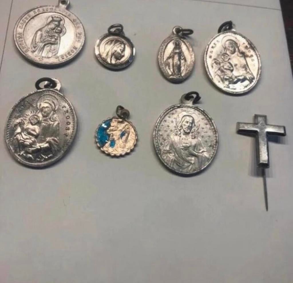 Set van 8 religieuze hangers, diverse afbeeldingen, Antiek en Kunst, Ophalen of Verzenden