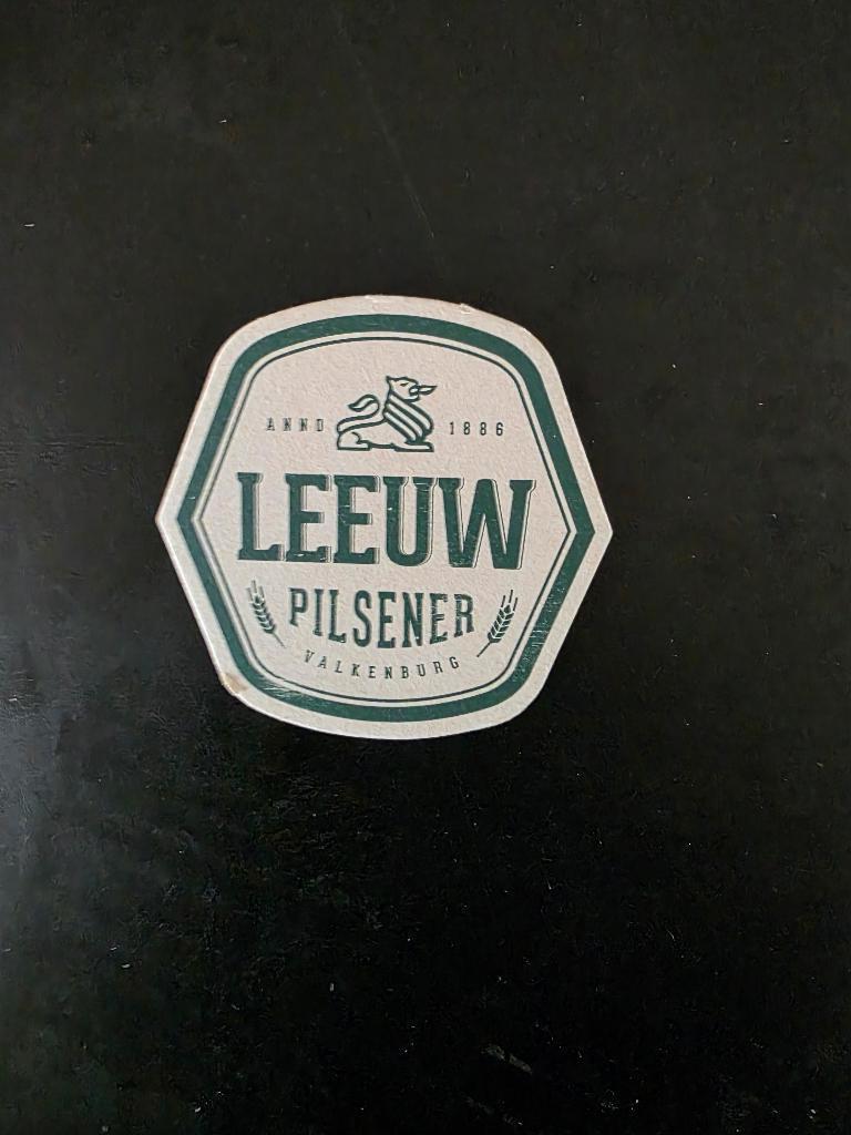 Viltje Leeuw, Verzamelen, Biermerken, Ophalen of Verzenden, Zo goed als nieuw, Viltje(s), Leeuw