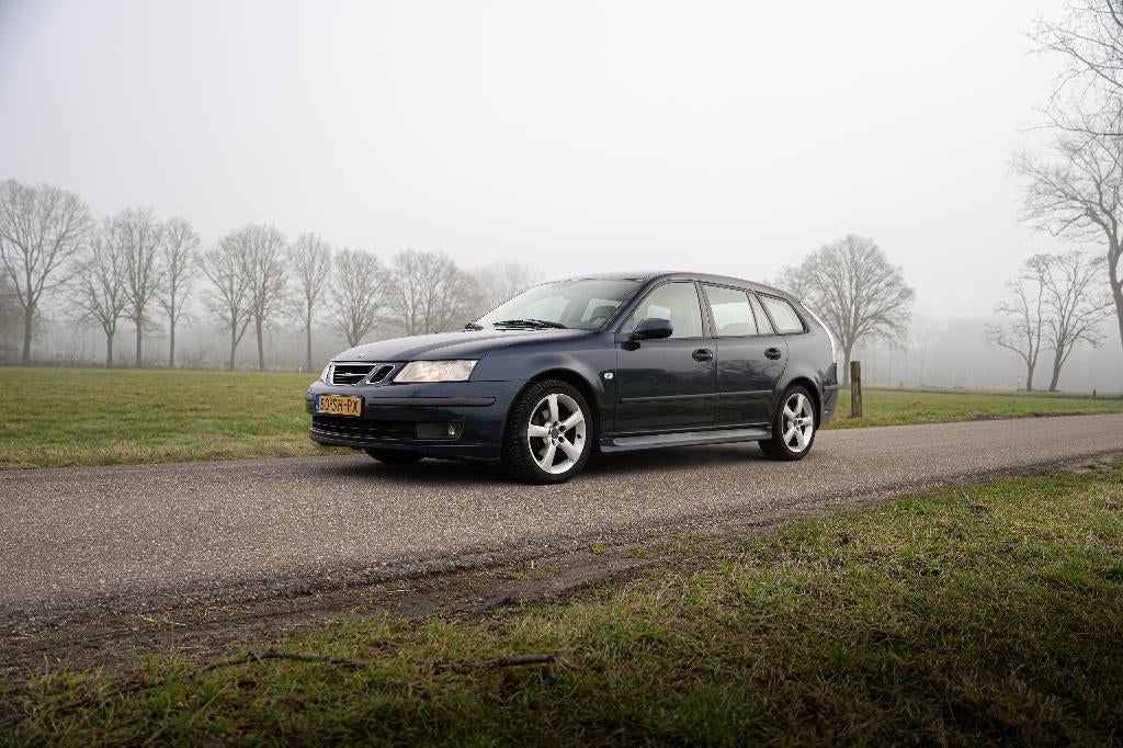 Saab 9-3 1.8 T Sport Estate AUT 2006 Blauw, Auto's, Saab, 1998 cc, 4 cilinders, Blauw, Leder en Stof