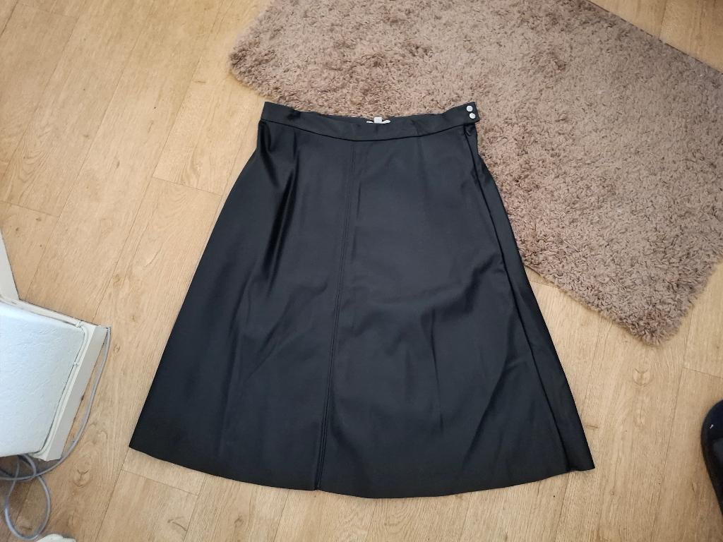 Mooie pu leren rok maat 48 NIEUW, Kleding | Dames, Rokken, H&M, Zwart, Maat 46/48 (XL) of groter, Nieuw