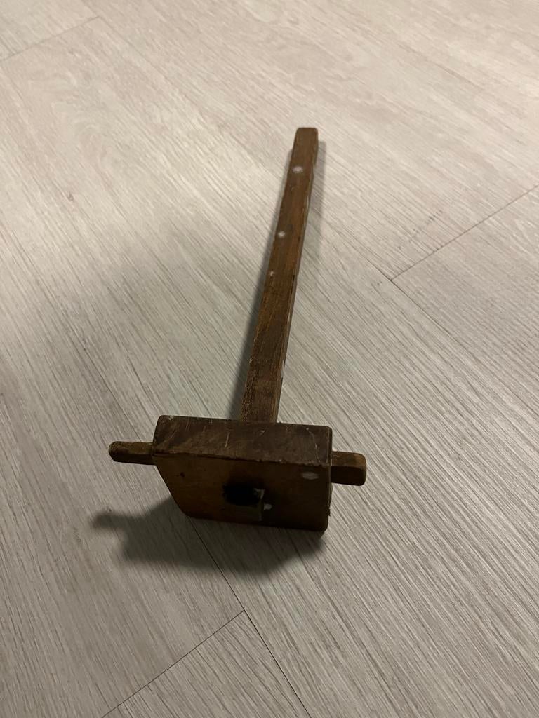 Antiek Kruishout, Ophalen of Verzenden