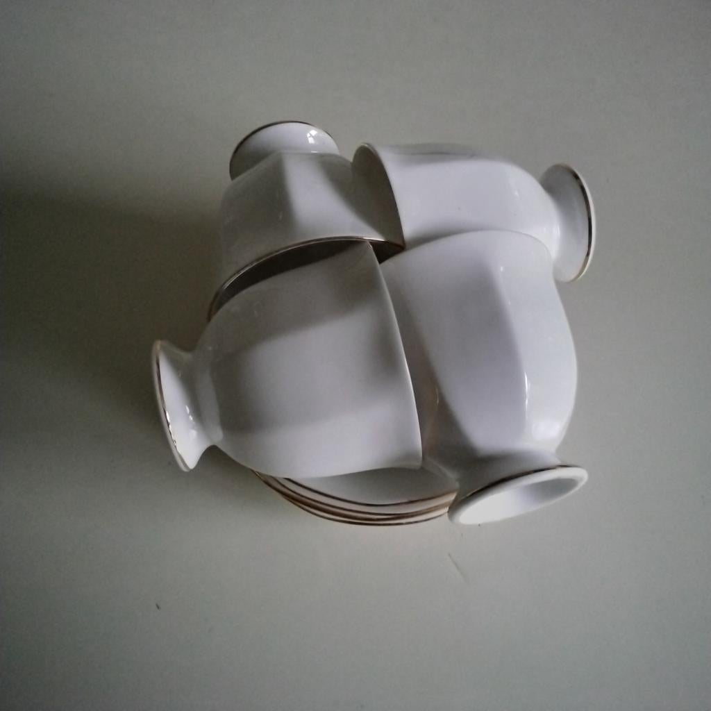 4 prachtige rosina Engelse kop en schotels, Ophalen of Verzenden, Zo goed als nieuw, Overige stijlen, Kop(pen) en/of Schotel(s)