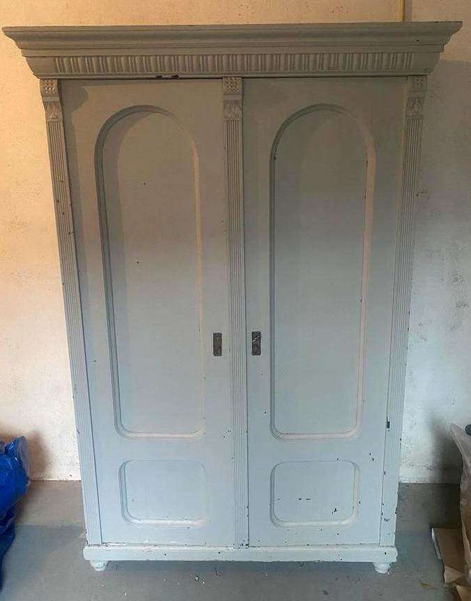 Oude kast om op te knappen, Antiek en Kunst, Ophalen