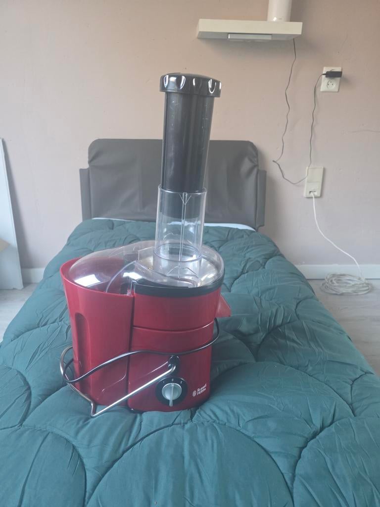 Russell Hobbs sapcentrifuge - Rode sapmaker, Witgoed en Apparatuur, Juicers, Ophalen of Verzenden