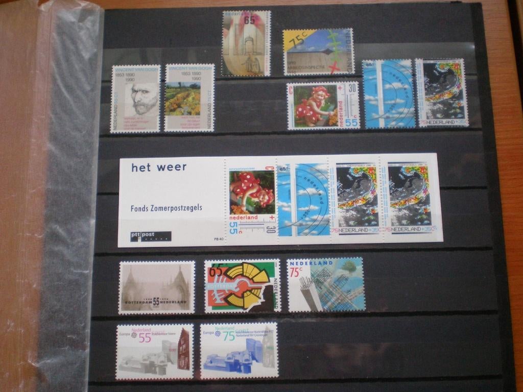 jaargang ( ook los/ per serie) 1990 PF..( T 68 ) ..€ 1,95, Postzegels en Munten, Postzegels | Nederland, Ophalen of Verzenden