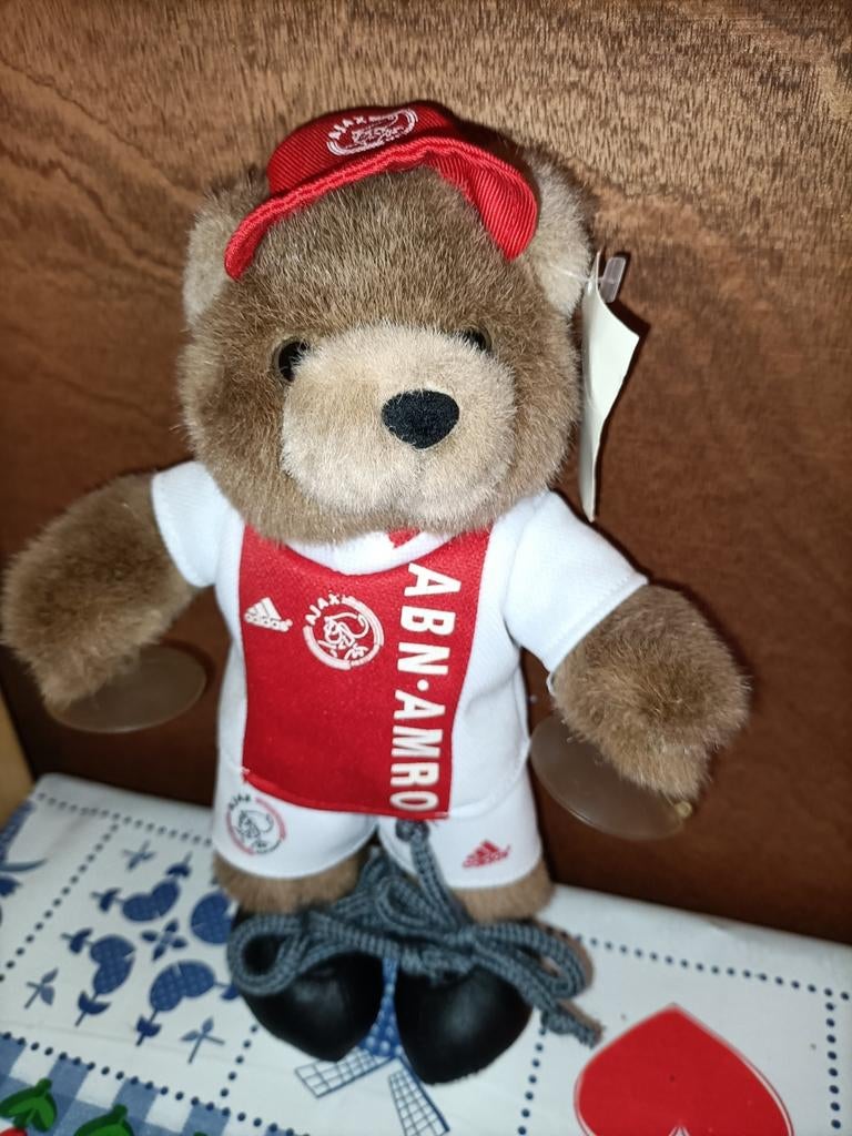 Ajax beer knuffel Abn Amro met zuignappen 25 cm groot, Ophalen of Verzenden, Zo goed als nieuw