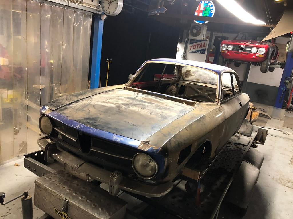 Alfa Romeo Bertone Giulia Spider Berlina 105 serie onderdele, Auto-onderdelen, Carrosserie en Plaatwerk, Bumper, Alfa Romeo, Voor