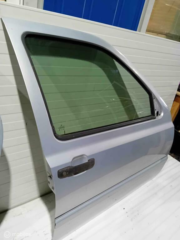 Portier Volkswagen Vento, Auto-onderdelen, Carrosserie en Plaatwerk, Ophalen of Verzenden, Gebruikt, Deur