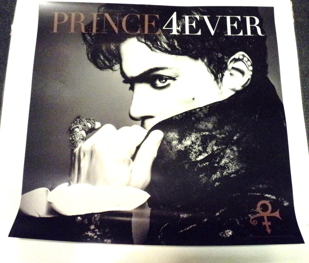 Prince PROMO POSTER Forever 4ever 2016 ORIGINEEL !, Verzenden, Zo goed als nieuw, Poster, Artwork of Schilderij