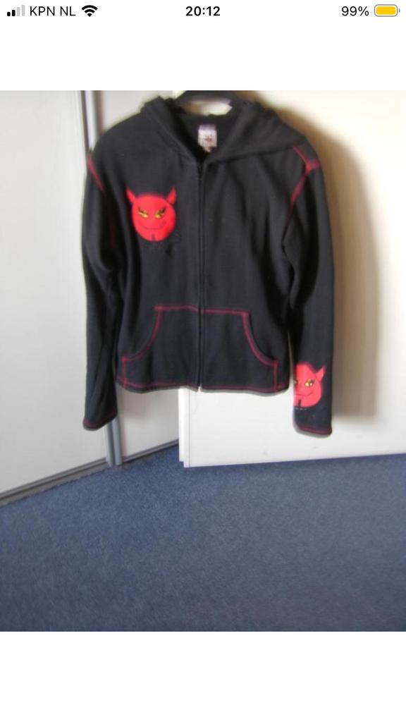 Zwart vest met puntmuts. maat S/M ( STUKA), Kleding | Dames, Maat 38/40 (M), Zwart, Ophalen of Verzenden, Gedragen