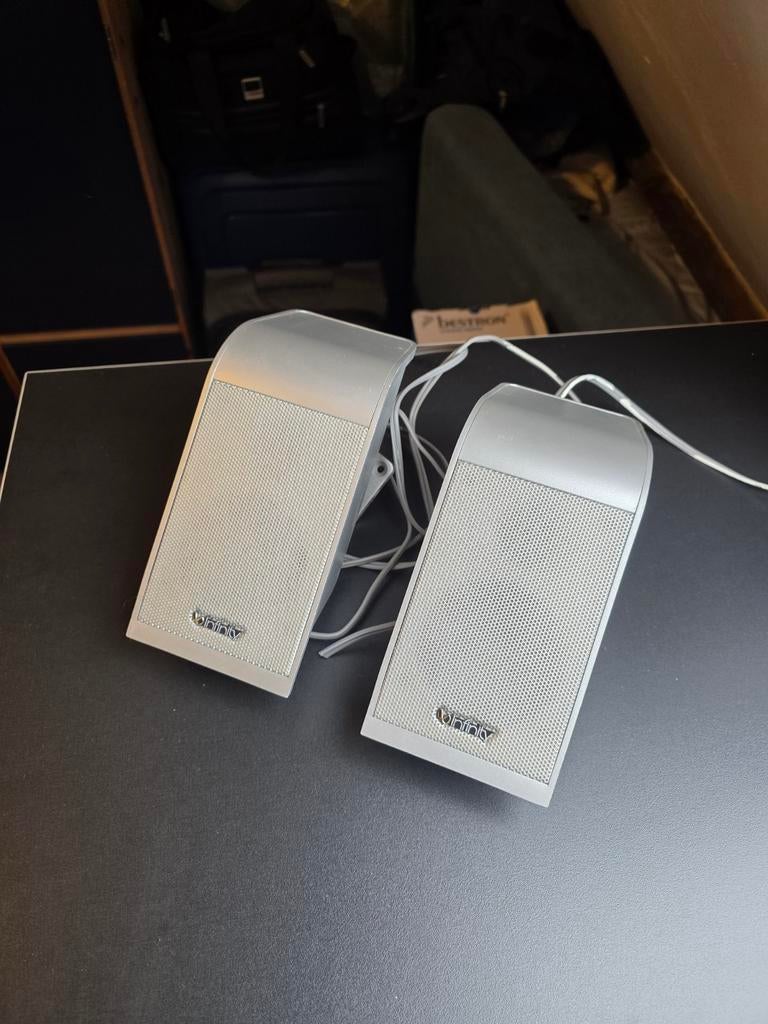 Sateliet speakers In finity, Ophalen