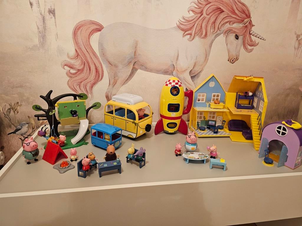 Peppa pig speelgoed grote set oa raket speeltuin schoolbus, Ophalen, Zo goed als nieuw